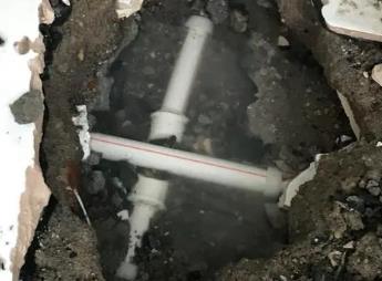 洛南阳台漏水维修公司为您分享楼上楼下漏水怎么处理